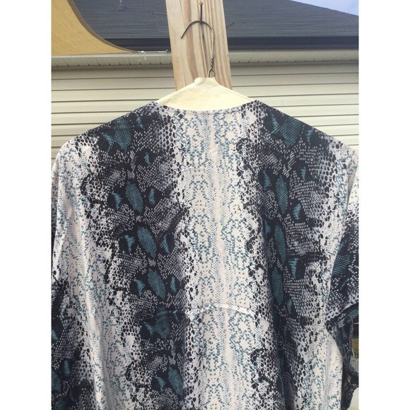Angie womens open kimono top size large L cardigan grey white snake print boho - Picture 5 of 10